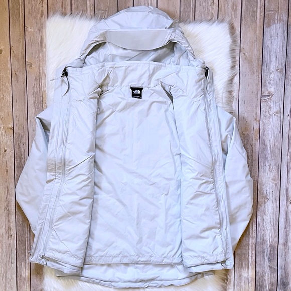 The North Face Women’s Carto TriClimate 3 In 1 Jacket In Tin Grey - Picture 5 of 8